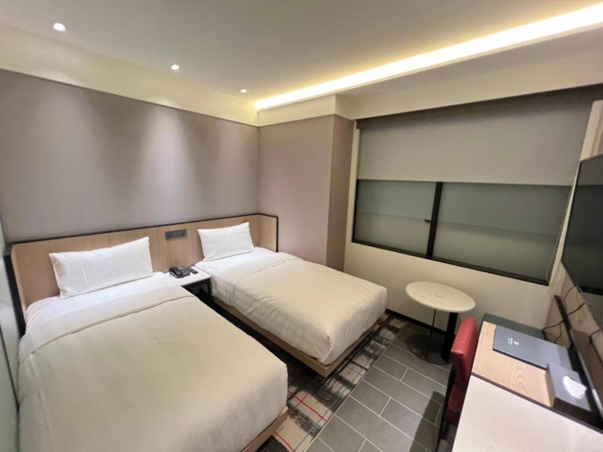 Hotel Midtown Richardson Тайбей Екстер'єр фото