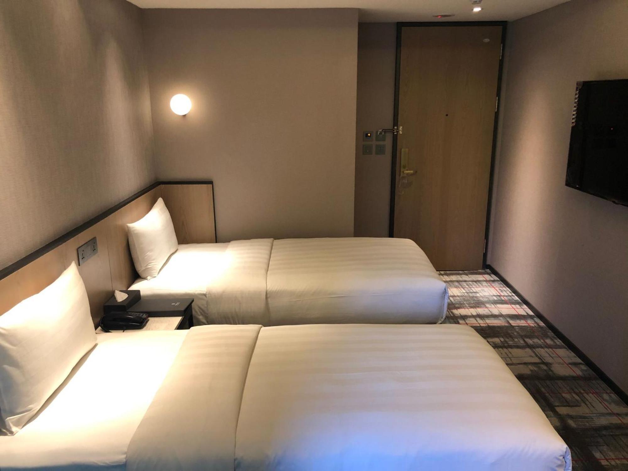 Hotel Midtown Richardson Тайбей Екстер'єр фото