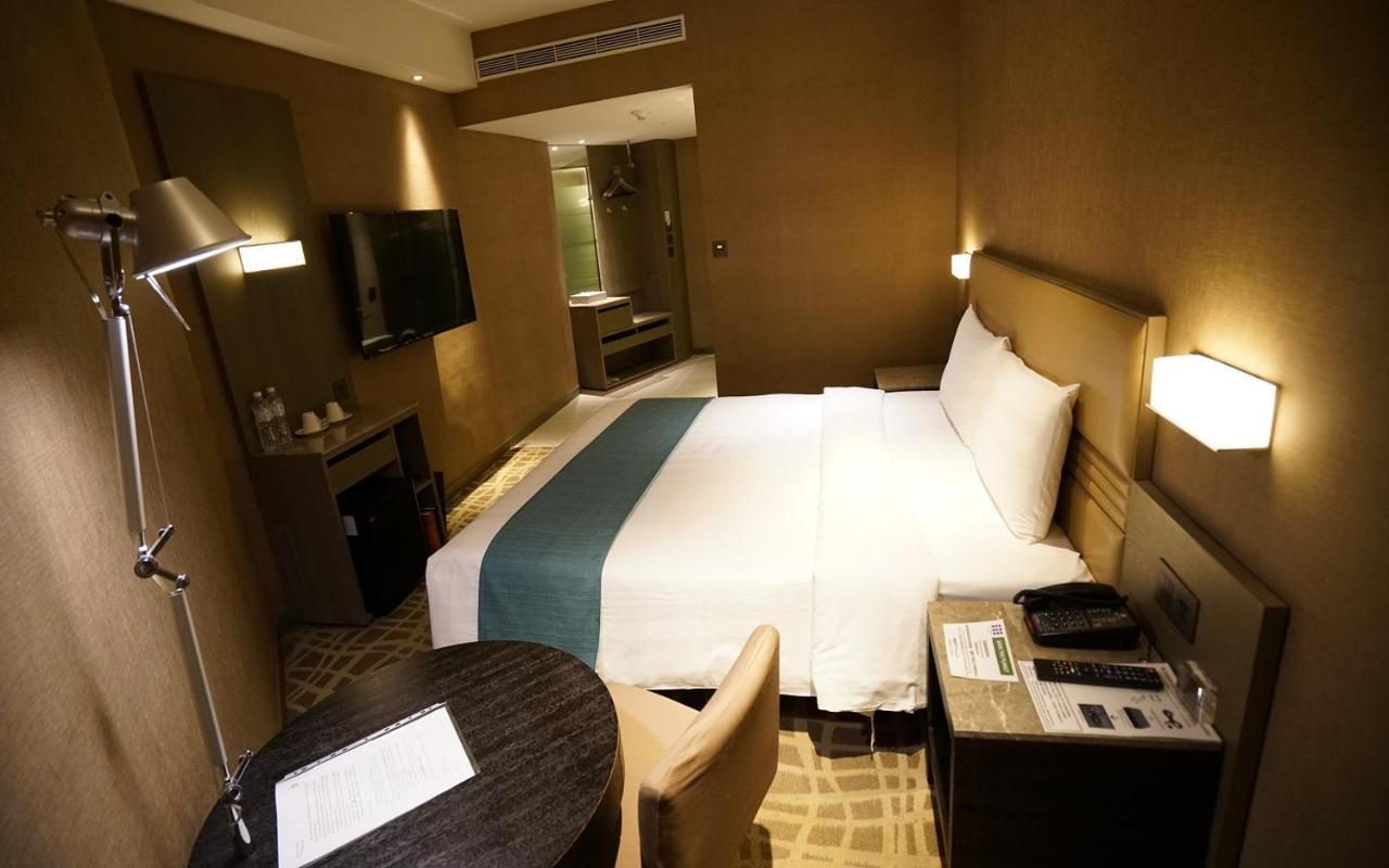 Hotel Midtown Richardson Тайбей Екстер'єр фото